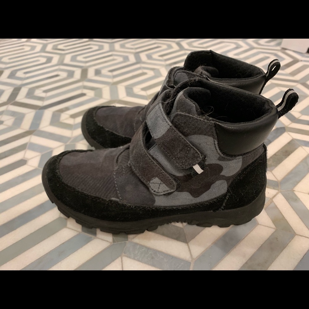 Lands End suede boots